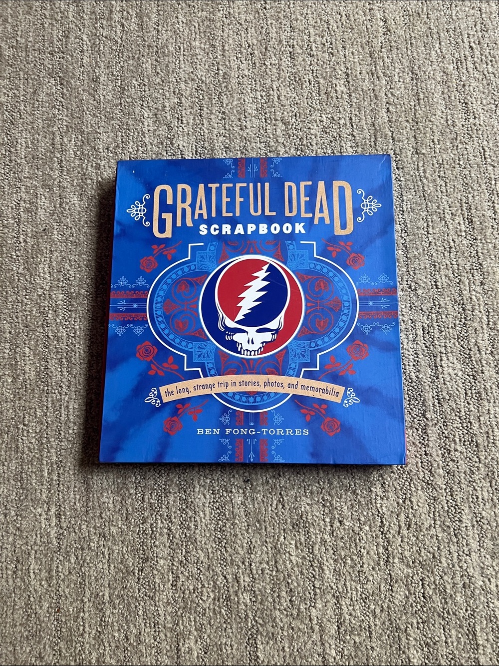 Grateful Dead Blue Scrapbook with Red & Gold Accents - Ben Fong-Torres